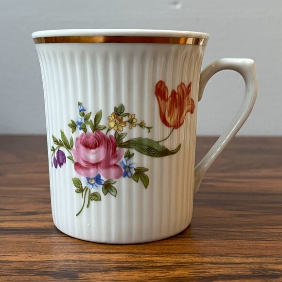 JLMENAU Graf Von Kenneberg 5 Ribbed Floral Mug Germany GDR 8 oz - Picture 3 of 15